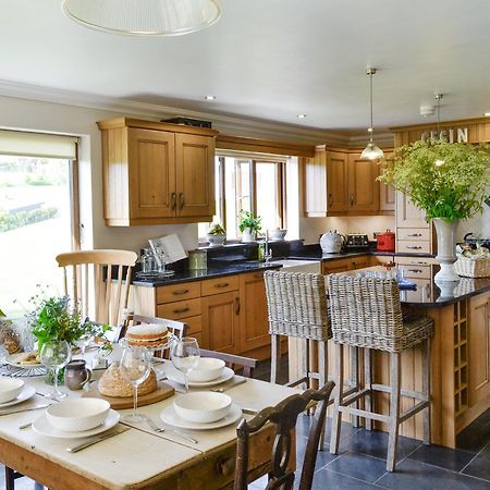 Maes Y Bryn Farmhouse Llanwrda Екстериор снимка