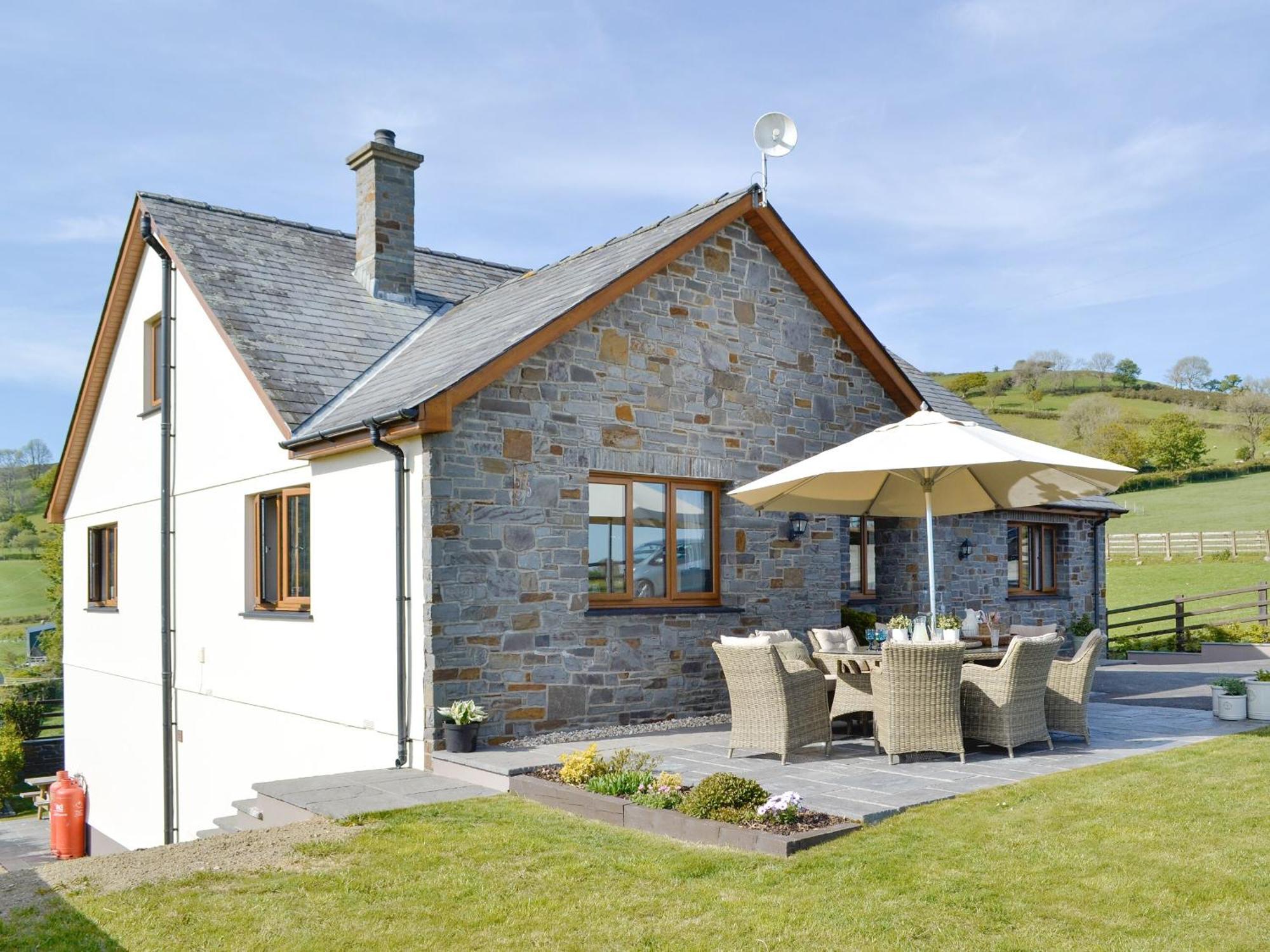Maes Y Bryn Farmhouse Llanwrda Екстериор снимка