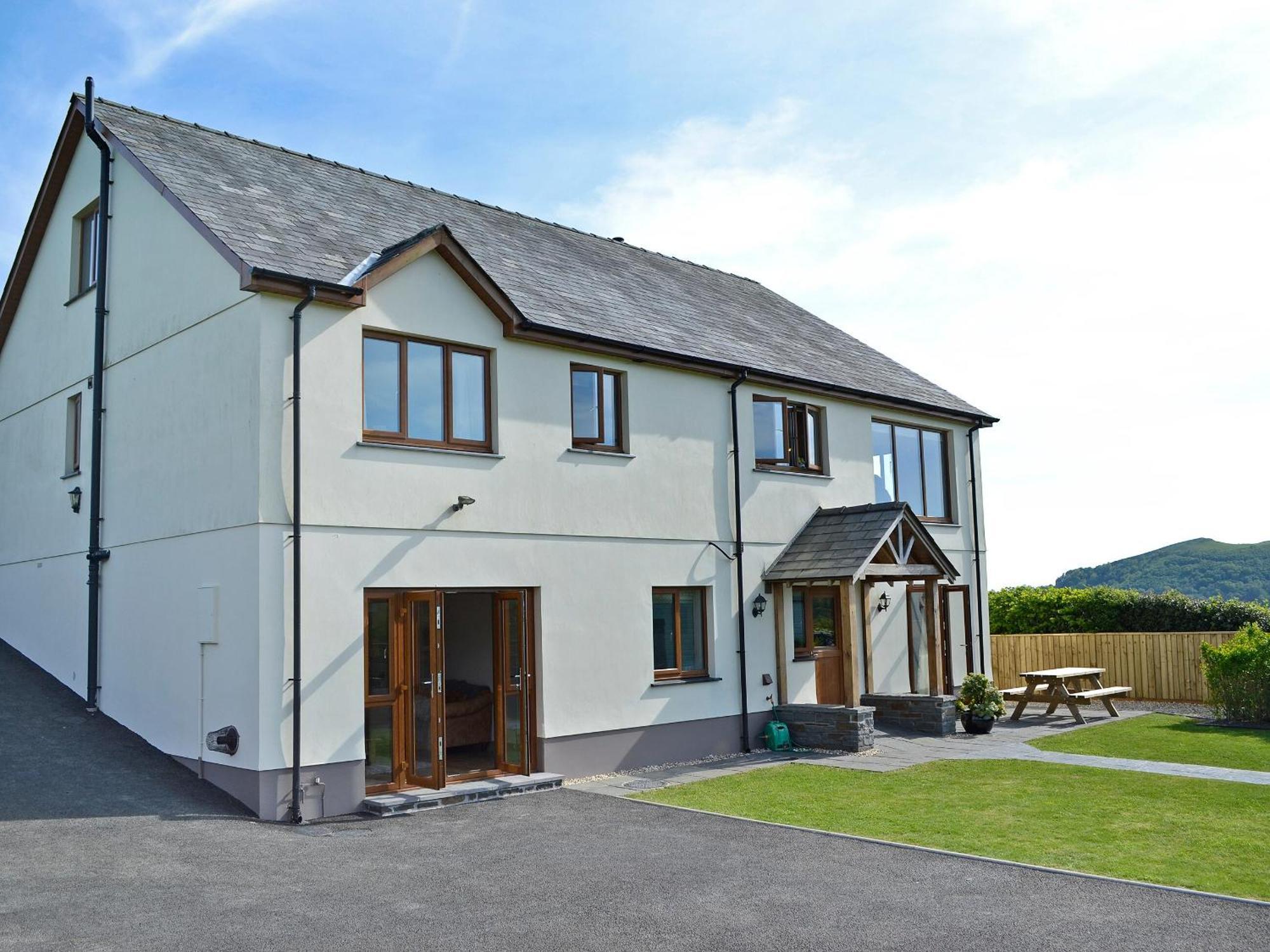 Maes Y Bryn Farmhouse Llanwrda Екстериор снимка